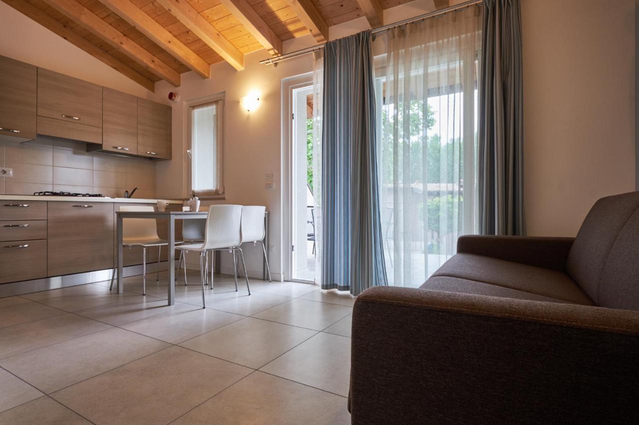Villaggio Turistico Lugana Marina Sirmione Exterior foto