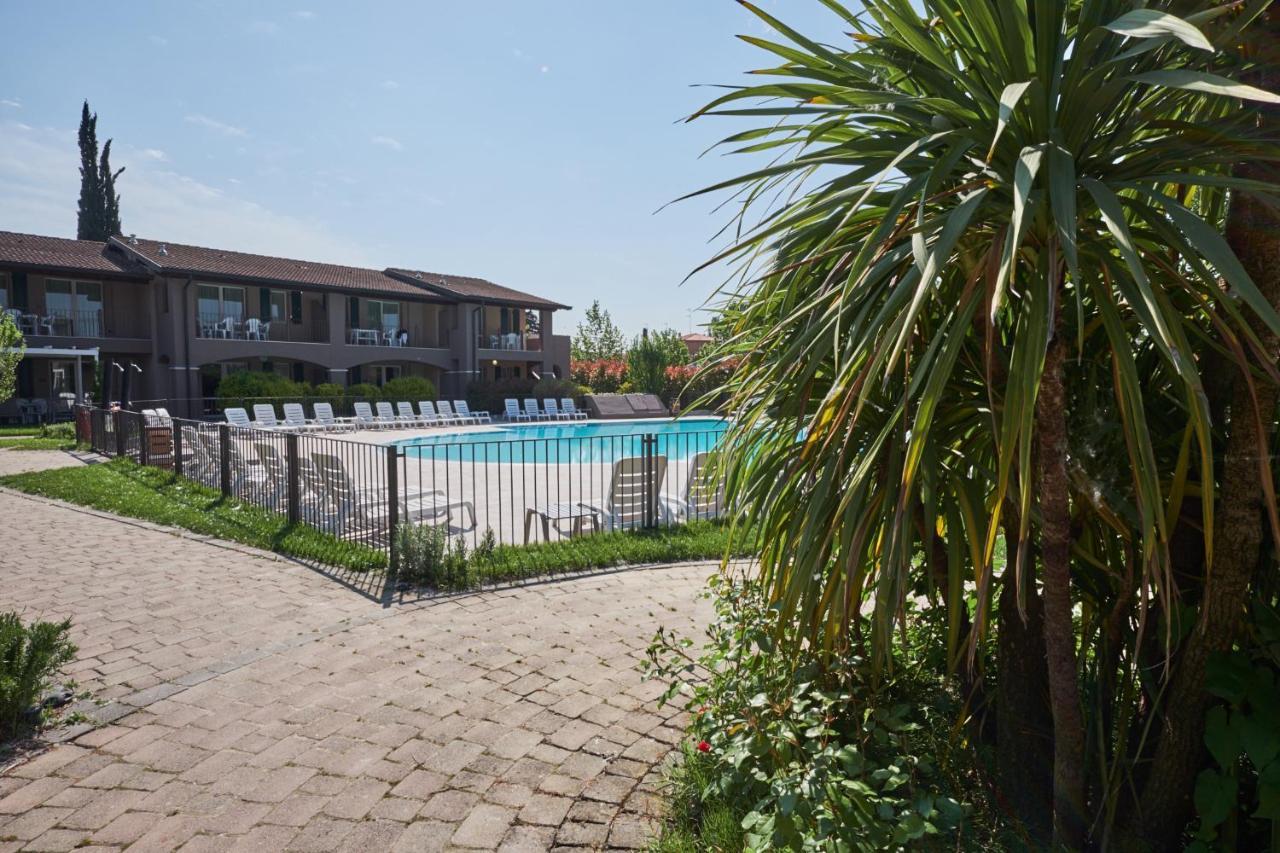 Villaggio Turistico Lugana Marina Sirmione Exterior foto