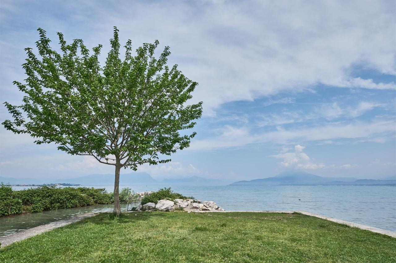 Villaggio Turistico Lugana Marina Sirmione Exterior foto