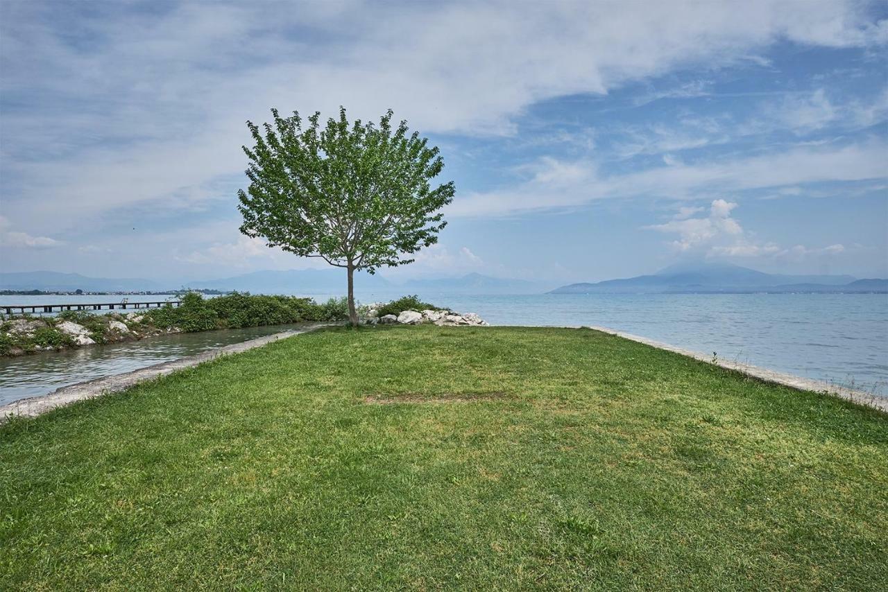 Villaggio Turistico Lugana Marina Sirmione Exterior foto