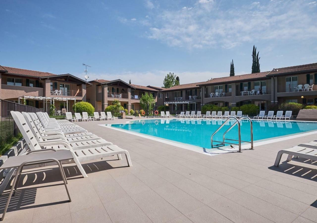 Villaggio Turistico Lugana Marina Sirmione Exterior foto